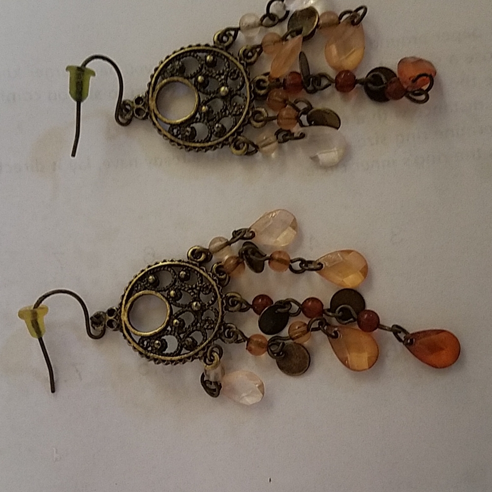 Earrings pick 1 more earrings for2@&15 or 3@_$25